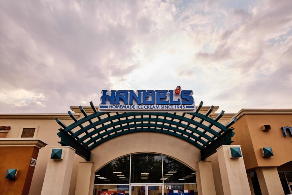 Kalb Industries completed a restaurant tenant improvement for Handel's Homemade Ice Cream.